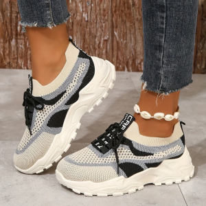 White Sneakers for Women – Comfortable & Stylish Casual Platform Trainers